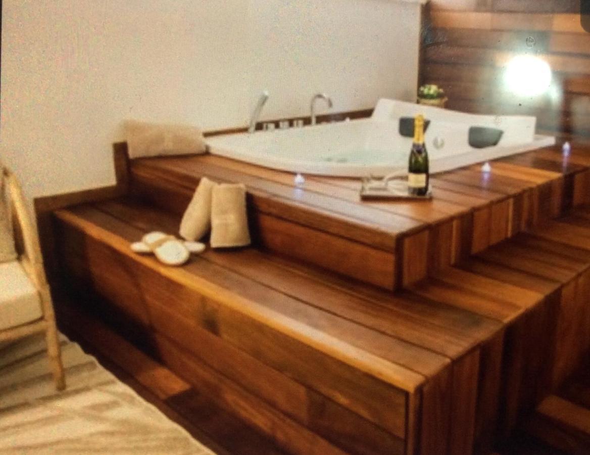 Lc Luxury Apartment Bari Zewnętrze zdjęcie