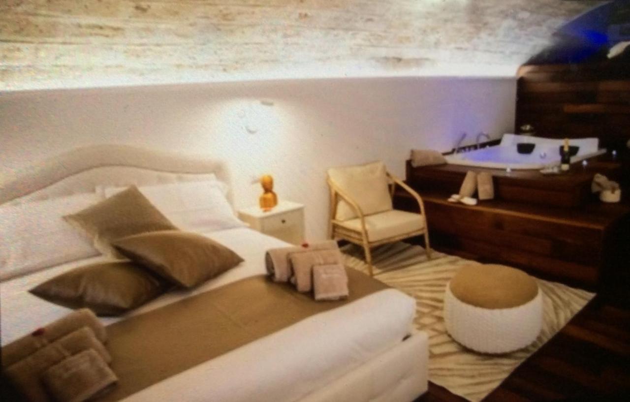 Lc Luxury Apartment Bari Zewnętrze zdjęcie