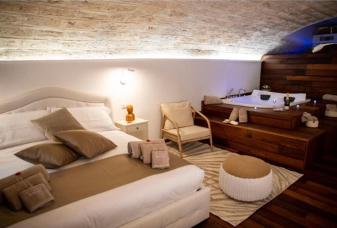 Lc Luxury Apartment Bari Zewnętrze zdjęcie