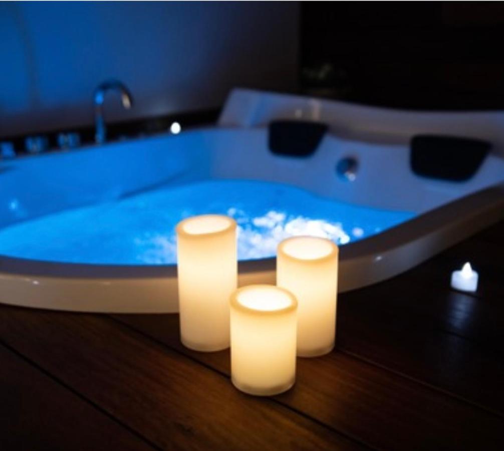 Lc Luxury Apartment Bari Zewnętrze zdjęcie